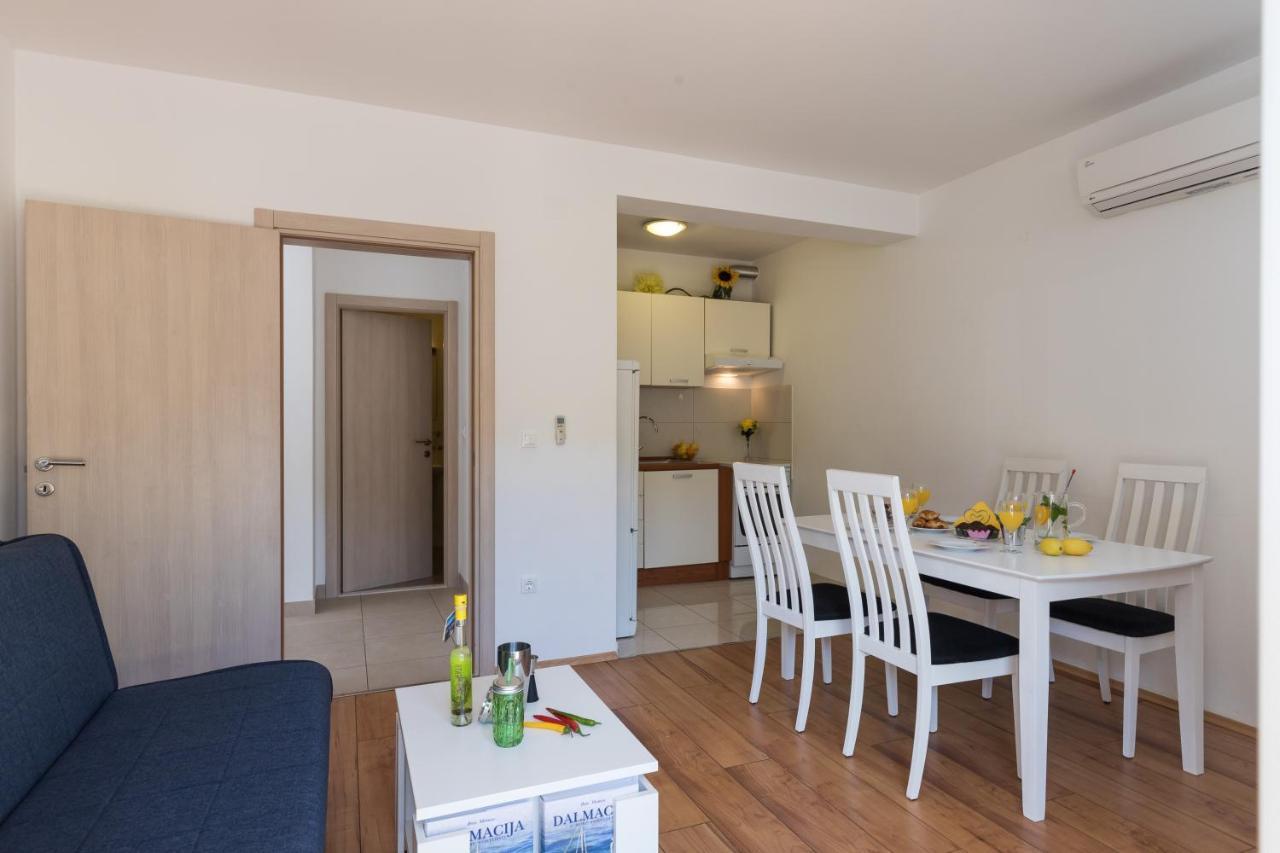קאבטאט Apartments Veramenta מראה חיצוני תמונה